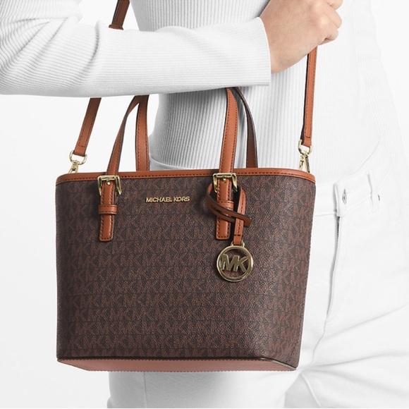 Michael Kors Jet Set Travel Extra-Small Logo Top-Zip lote Bag Brown Signature - Picture 4 of 10